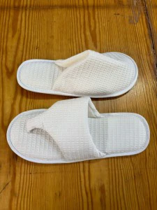 Pantuflas y sandalias personalizadas